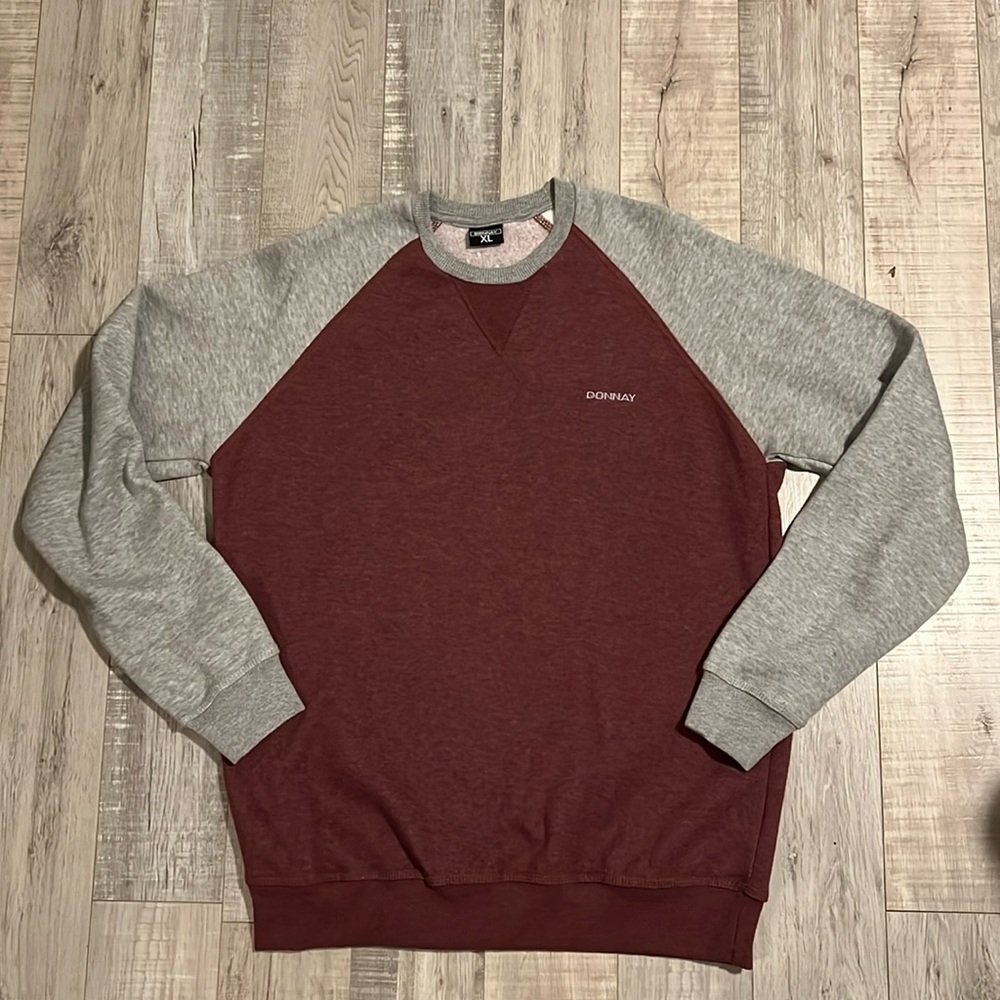 Donnay Crewneck Sweater